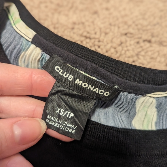 Club Monaco sweater - Picture 4 of 4